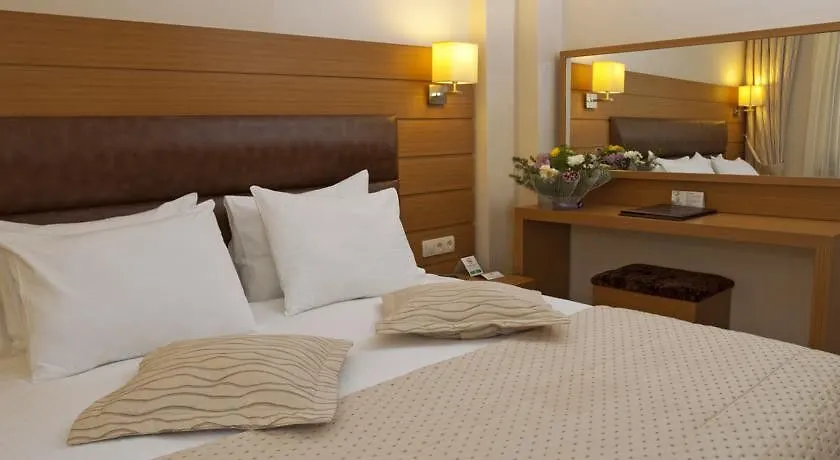 Grand Abant Hotel And Congress Center